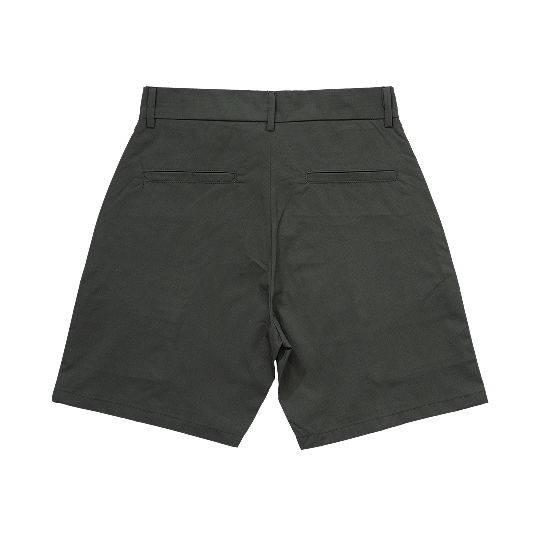 LESS IS MORE Cargo Shorts in Olive Green